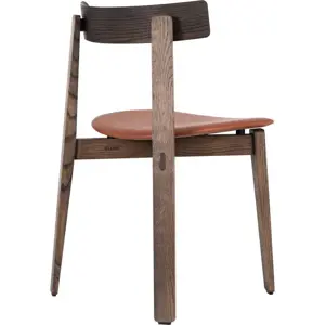 Produkt Koňakově hnědá jídelní židle z dubového dřeva Nora – Gazzda