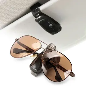 Produkt Zaparkorun Držák na brýle do auta