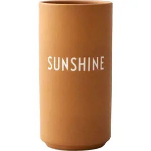 Produkt Hořčicově žlutá porcelánová váza Design Letters Sunshine, výška 11 cm