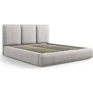 Produkt Světle šedá čalouněná dvoulůžková postel s úložným prostorem s roštem 140x200 cm Brody – Mazzini Beds