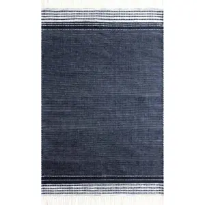 Produkt Tmavě modrý oboustranný venkovní koberec z recyklovaného plastu Green Decore Civil, 120 x 180 cm